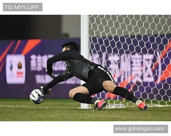 足球明星的梦想与奋斗在笔记本上的精彩记录与启示