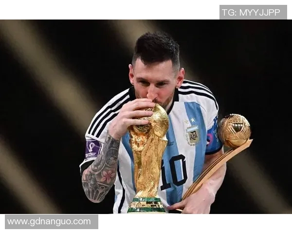 足球明星身价排行榜及其精彩瞬间图片展示