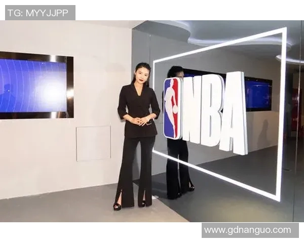 篮球明星华丽礼服展示精选时尚造型与潮流搭配图片欣赏